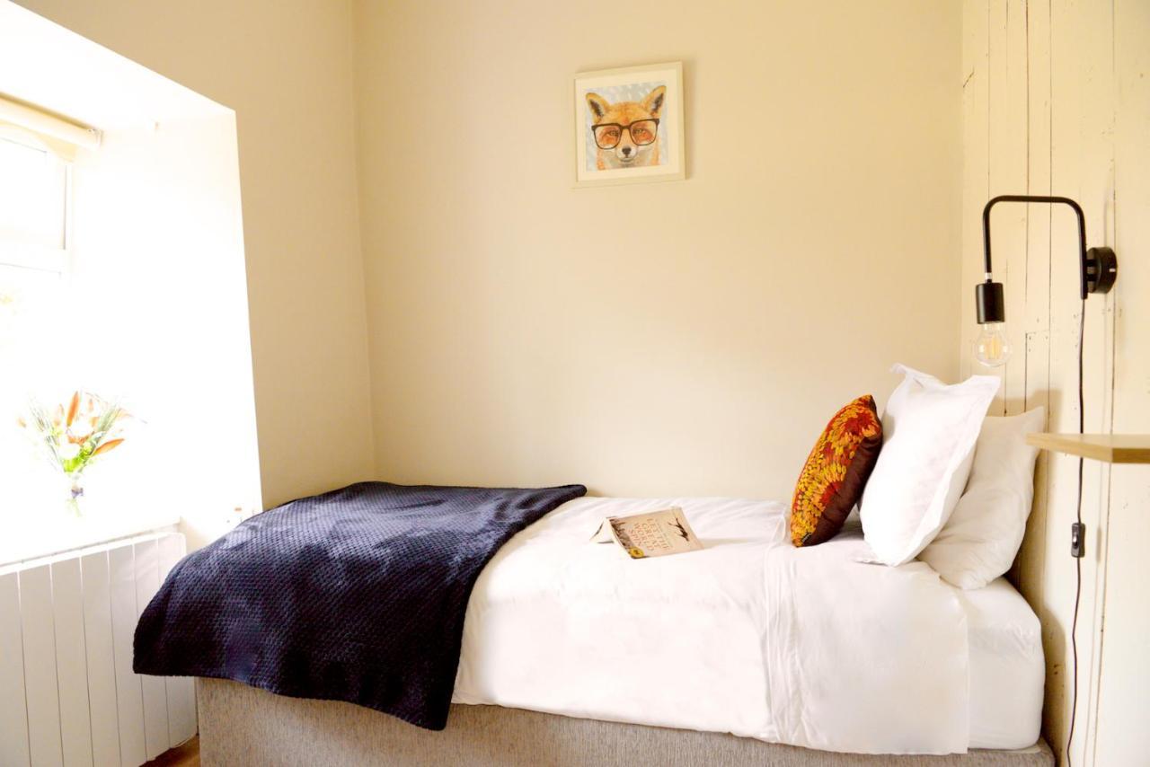 Corderry Farmhouse, Idyllic Cottage Amid 250 Acres Lisvernane Bagian luar foto