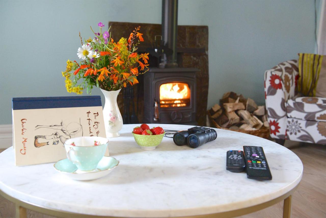 Corderry Farmhouse, Idyllic Cottage Amid 250 Acres Lisvernane Bagian luar foto