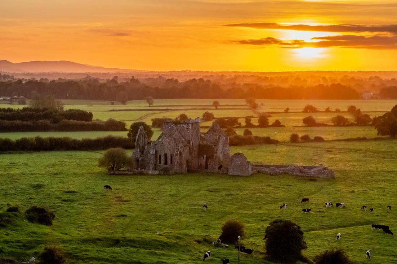 Corderry Farmhouse, Idyllic Cottage Amid 250 Acres Lisvernane Bagian luar foto